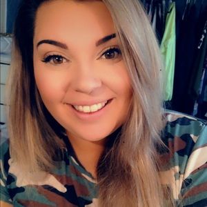 Meet your Posher, Kelsey